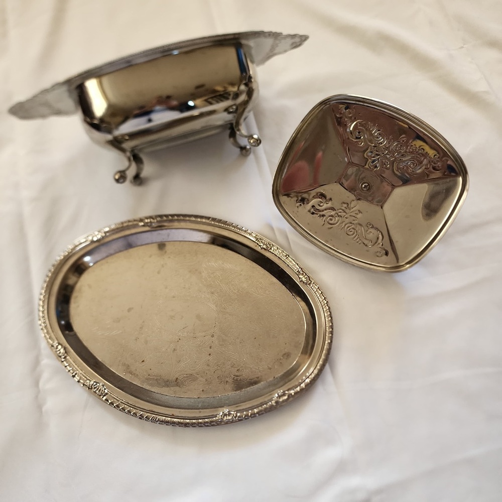 Elegant Silver Home Accent Set